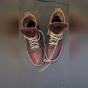 inkkas Brown Leather Chukka Boots with Cream Laces